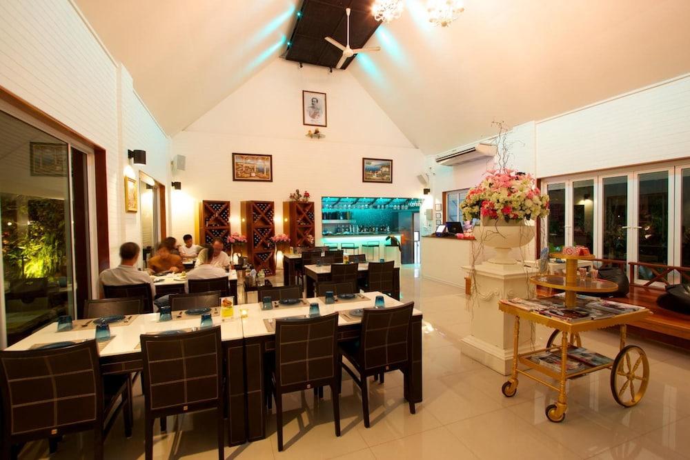Charn Residence Bangsaen Exteriér fotografie